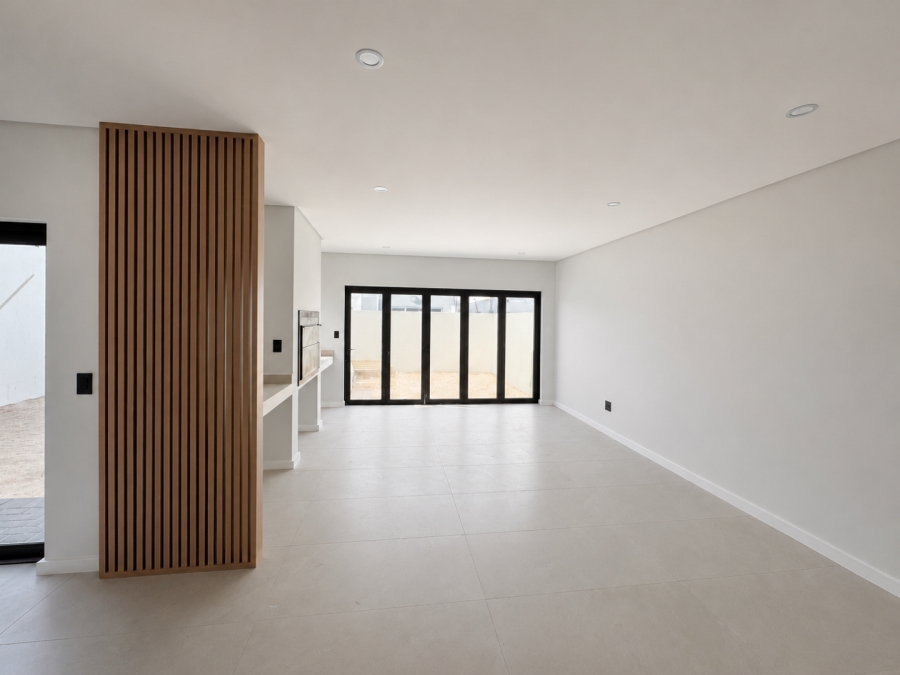 4 Bedroom Property for Sale in Sandown Western Cape